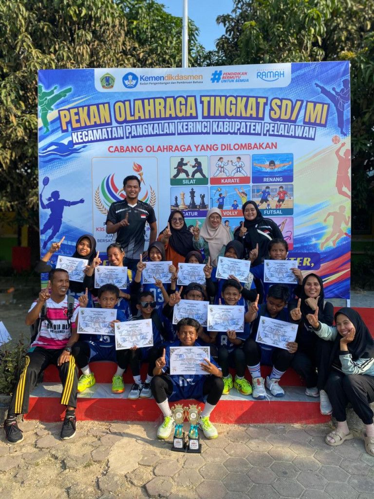 Peresmian Laboratorium Komputer Baru